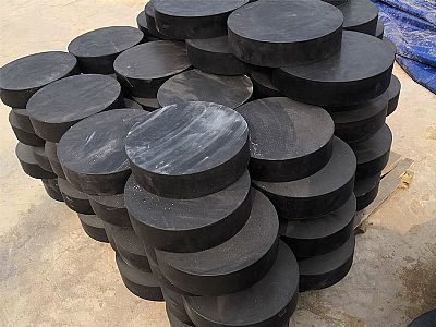 察隅县板式橡胶支座由若干层橡胶片与薄钢板经加压硫化
